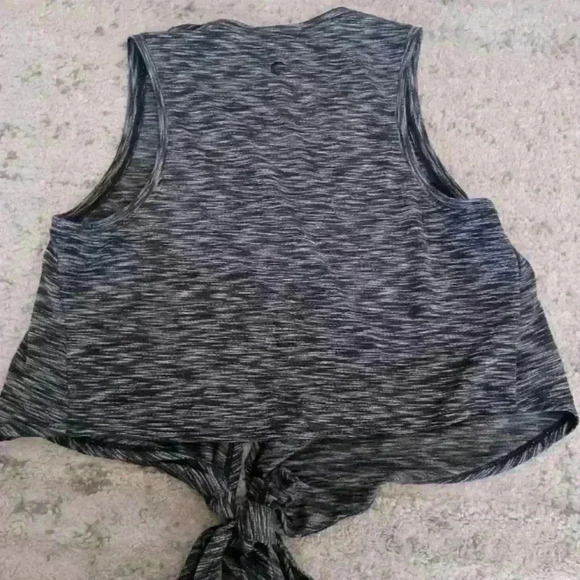 Zyia Active Women’s Black and Gray Mint Infinity Front Tie Cropped Tank M - Picture 10 of 14